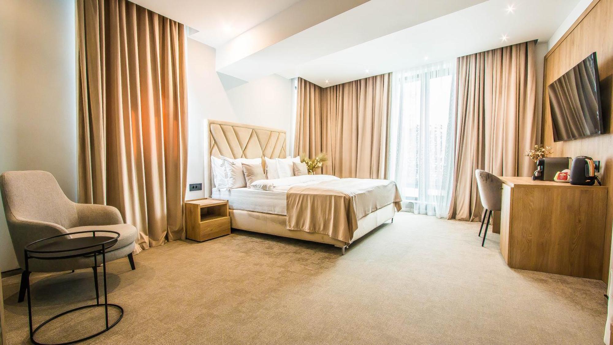 Central Apart Hotel Букурещ Екстериор снимка